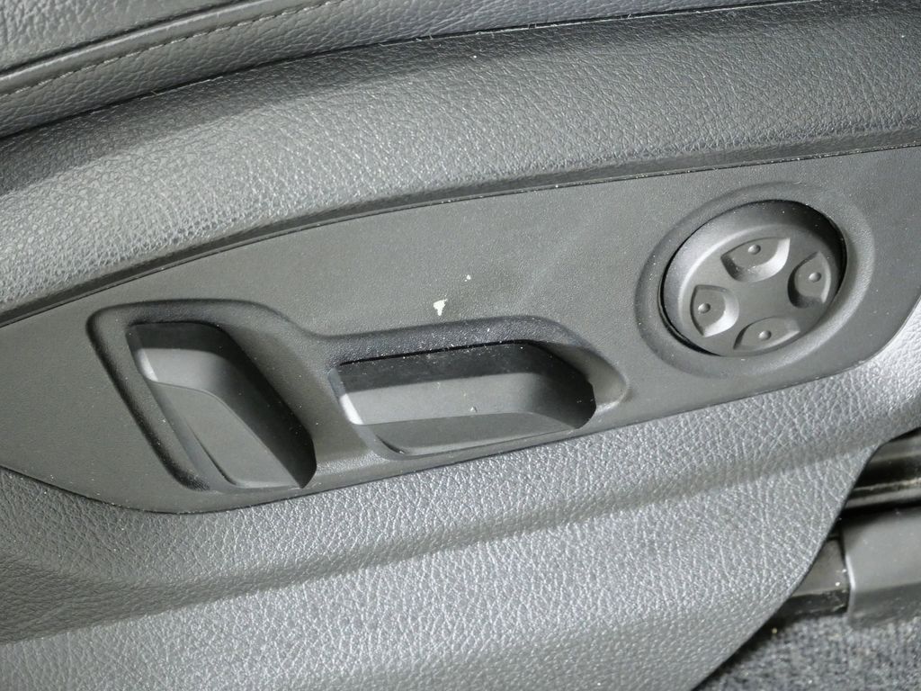 Thumbnail: 2019 Audi Q7 - 23