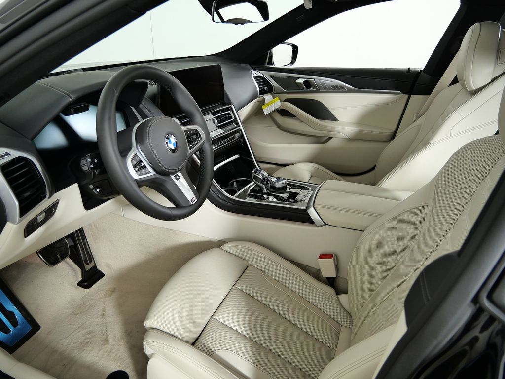 Thumbnail: 2026 BMW 8 Series - 33