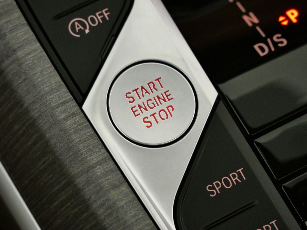 Thumbnail: 2026 BMW 3 Series - 45