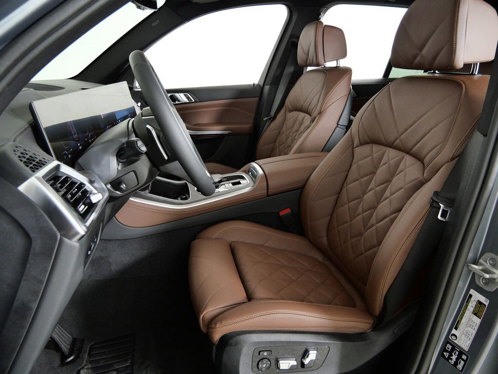 Thumbnail: 2026 BMW X5 - 36