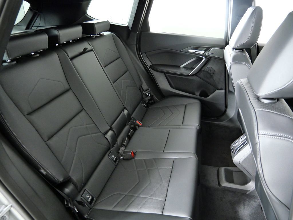 Thumbnail: 2026 BMW X1 - 27