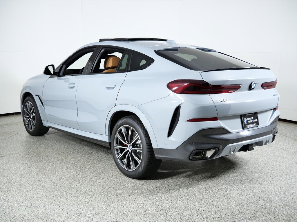 Thumbnail: 2026 BMW X6 - 14
