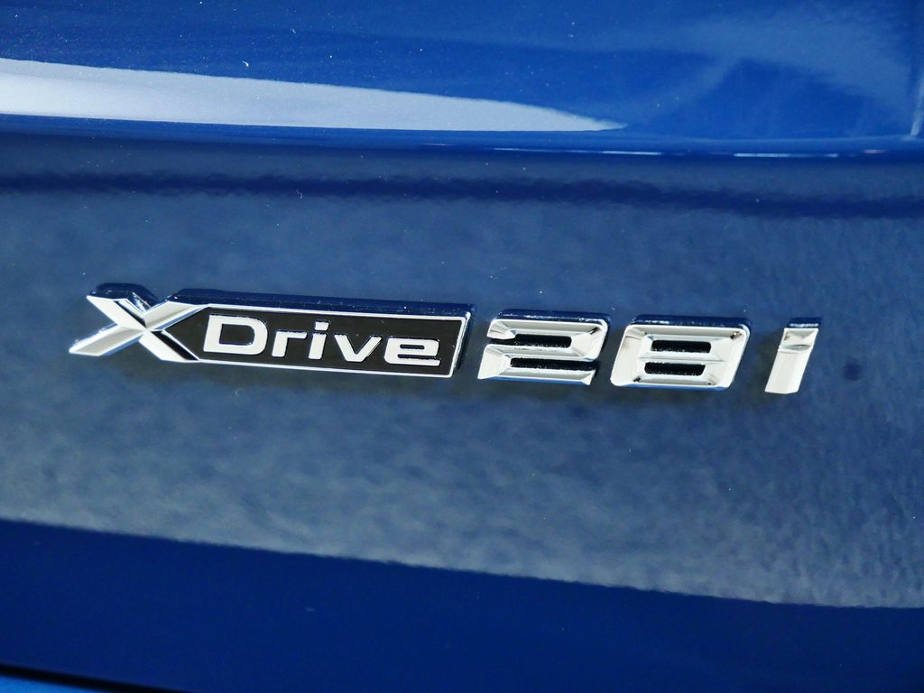 Thumbnail: 2026 BMW X1 - 10