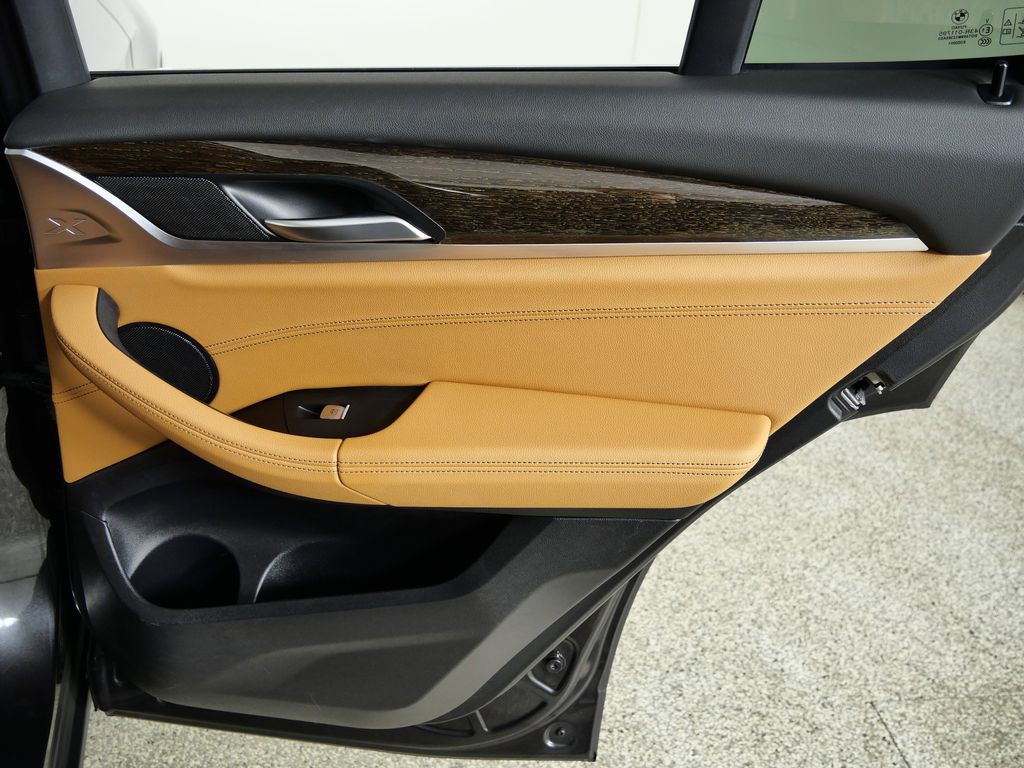 Thumbnail: 2021 BMW X3 - 25