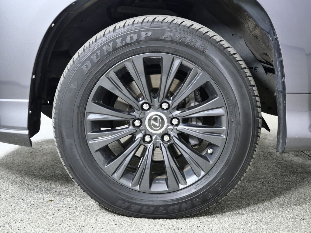 Thumbnail: 2023 Lexus GX - 17