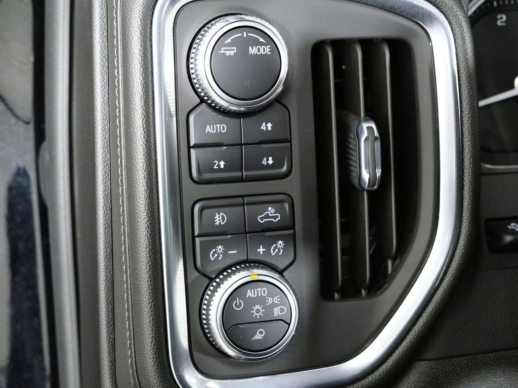 Thumbnail: 2022 GMC Sierra 2500 - 38