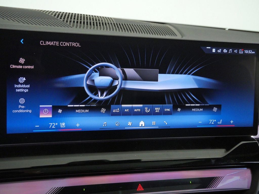 Thumbnail: 2027 BMW 5 Series - 43