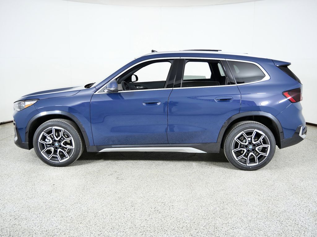 Thumbnail: 2026 BMW X1 - 15
