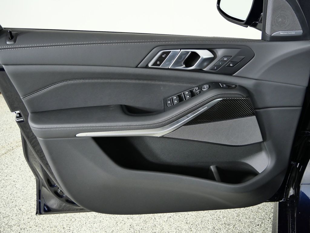 Thumbnail: 2026 BMW X5 - 34