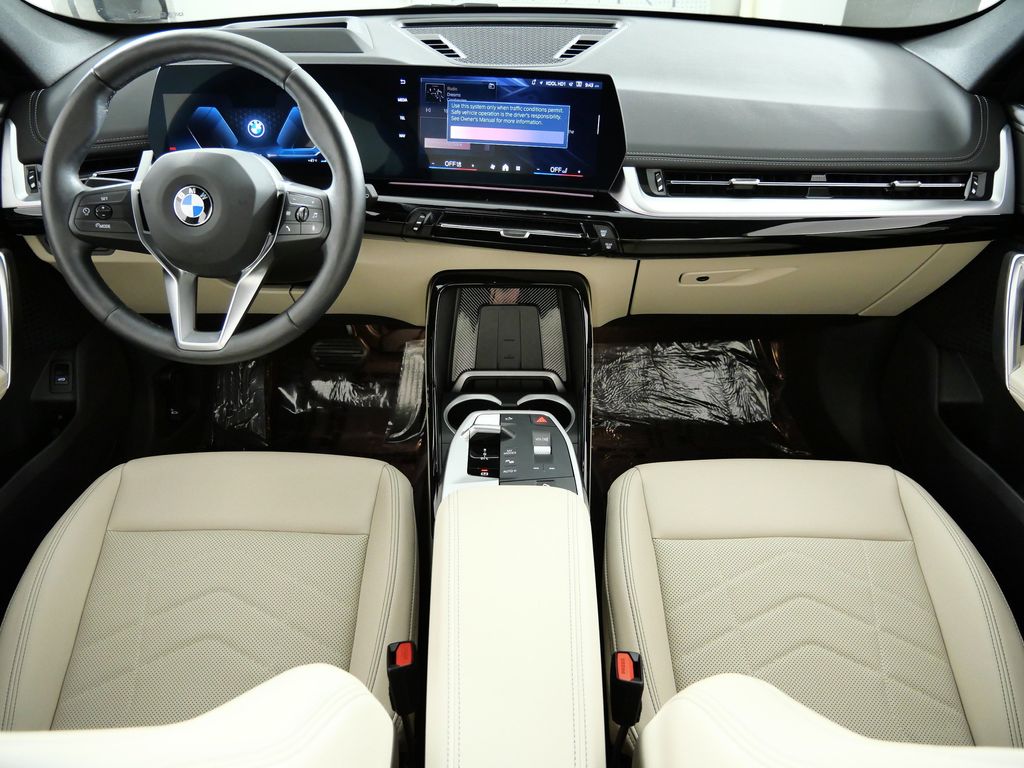 Thumbnail: 2024 BMW X1 - 6