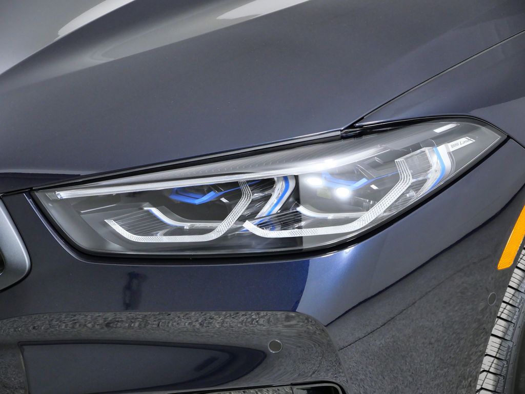 Thumbnail: 2026 BMW 8 Series - 3