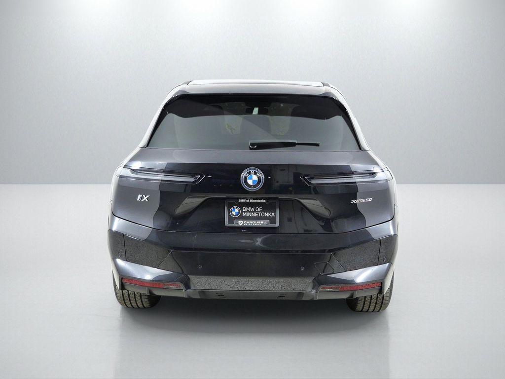 Thumbnail: 2025 BMW iX - 12