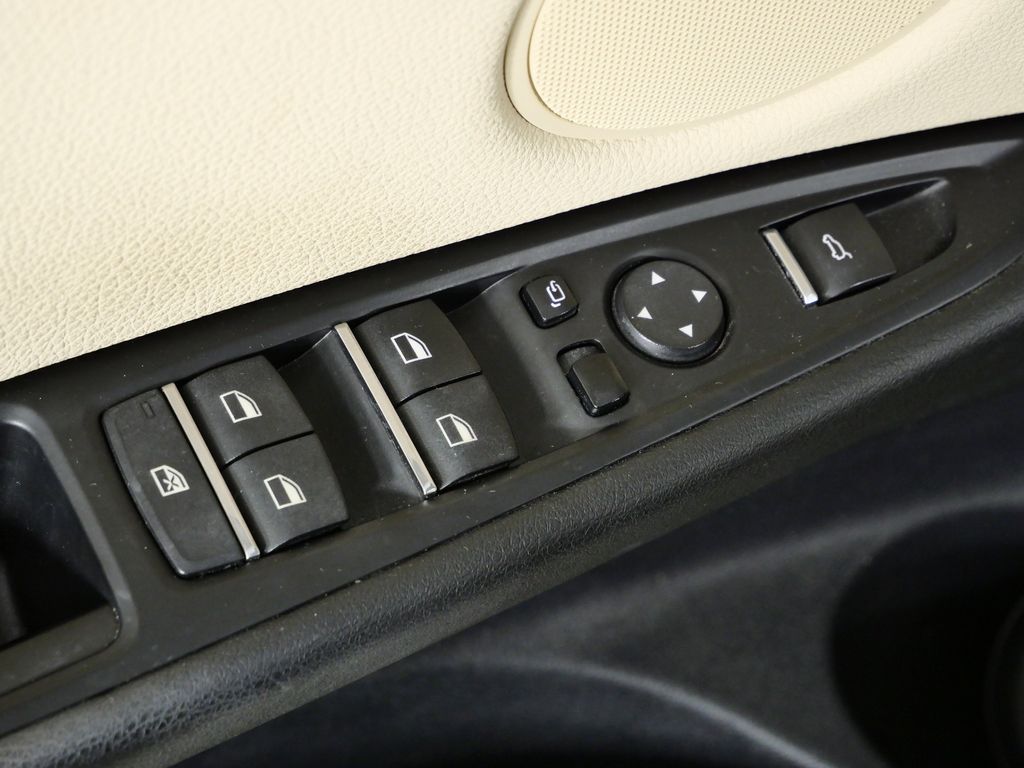 Thumbnail: 2017 BMW X5 - 37