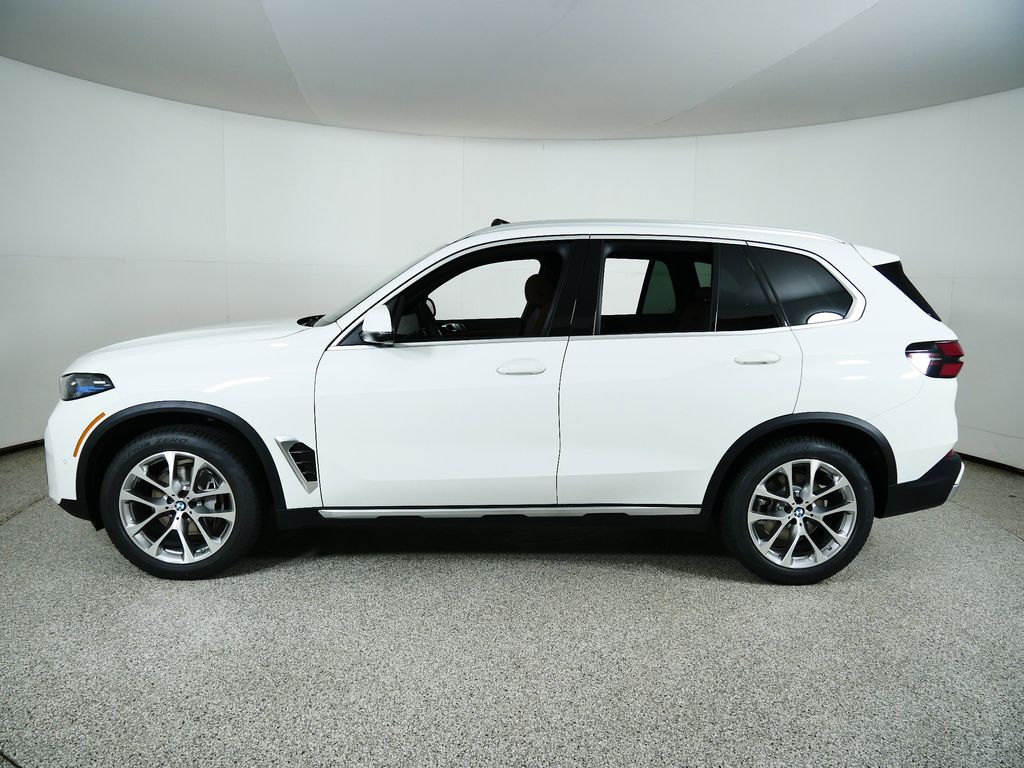 Thumbnail: 2026 BMW X5 - 14