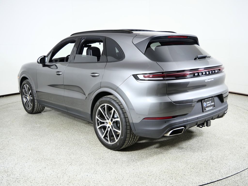 Thumbnail: 2024 Porsche Cayenne - 15
