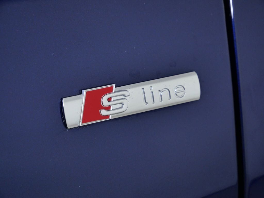 Thumbnail: 2023 Audi Q8 - 5