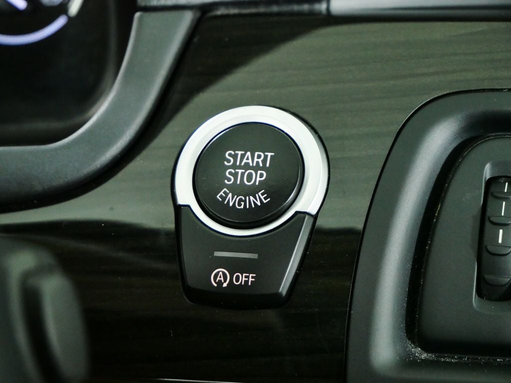 Thumbnail: 2013 BMW 5 Series - 41