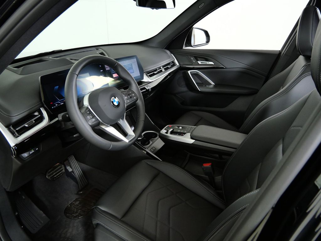 Thumbnail: 2026 BMW X1 - 32