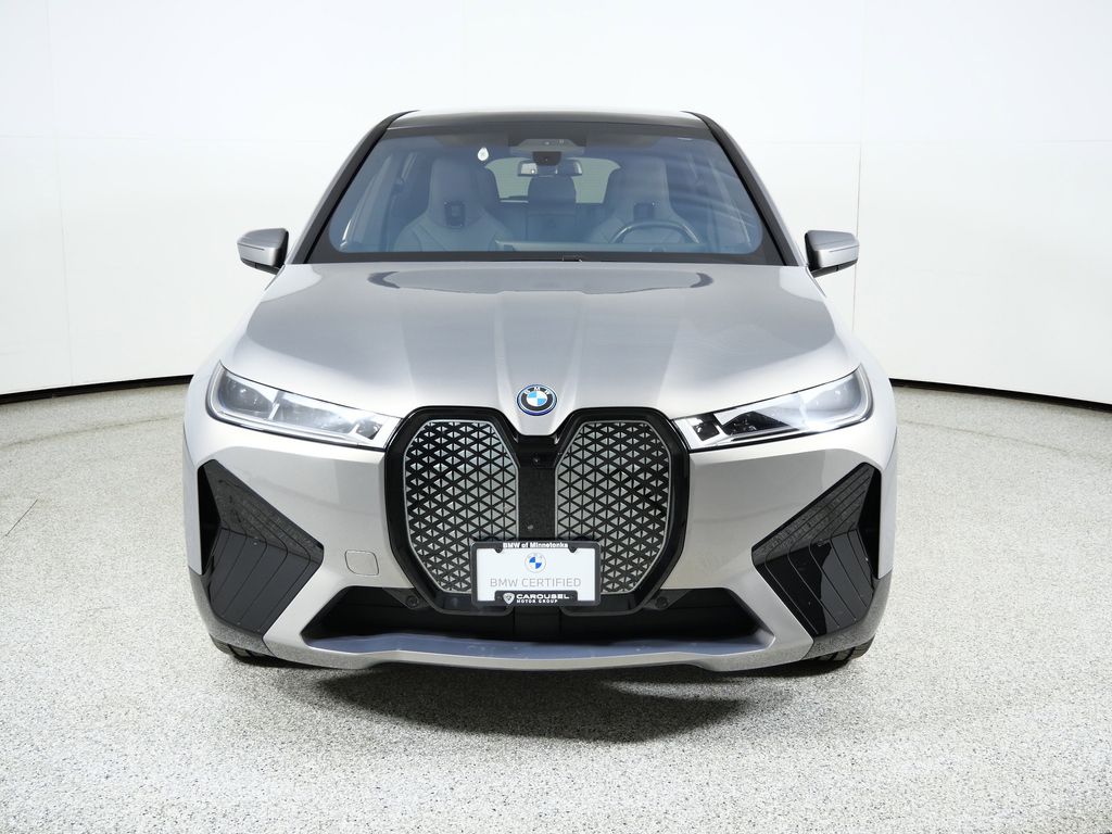 Thumbnail: 2023 BMW iX - 3
