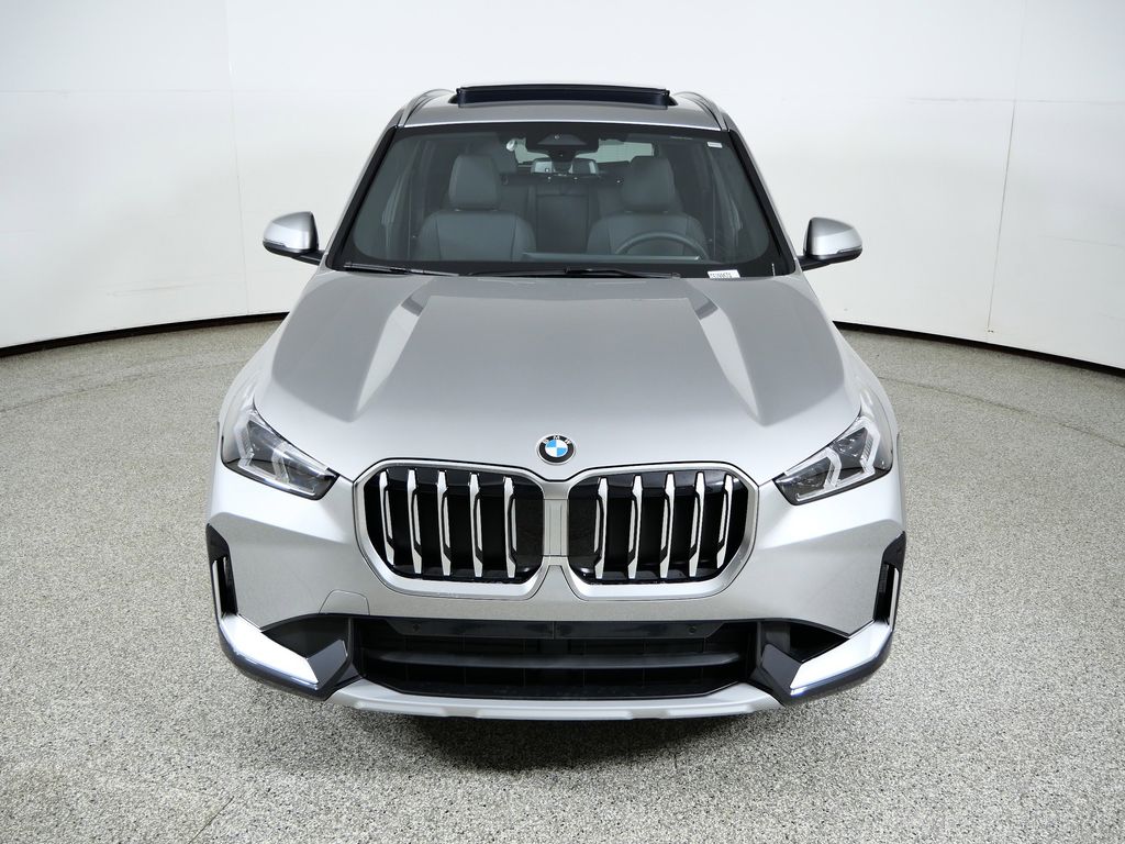 Thumbnail: 2026 BMW X1 - 16