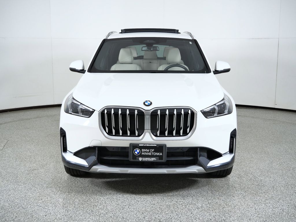 Thumbnail: 2025 BMW X1 - 3