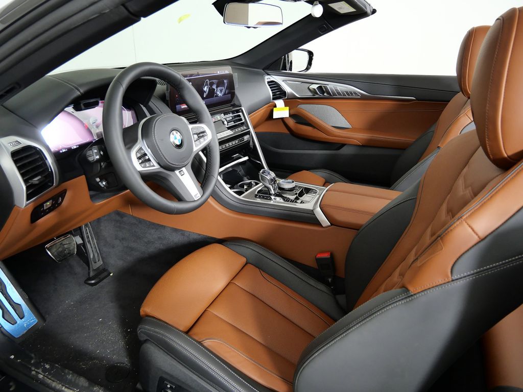 Thumbnail: 2026 BMW 8 Series - 30