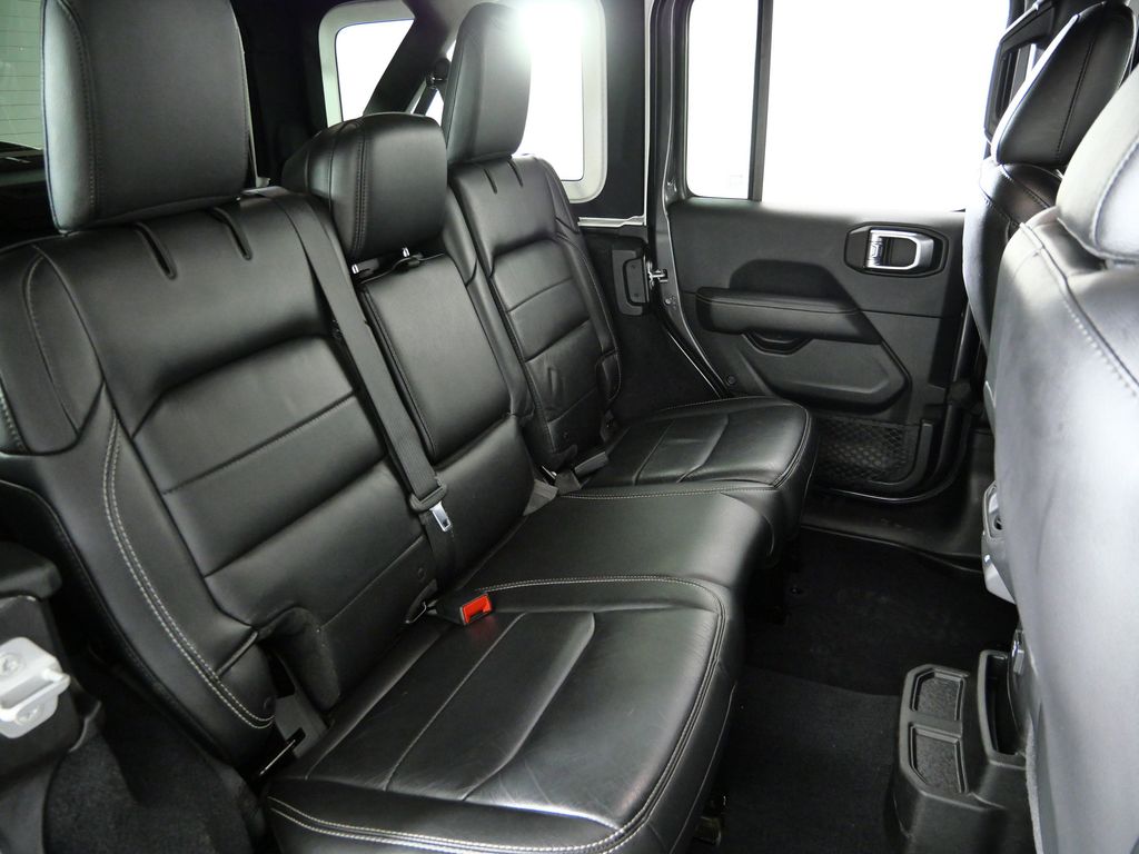 Thumbnail: 2019 Jeep Wrangler - 26