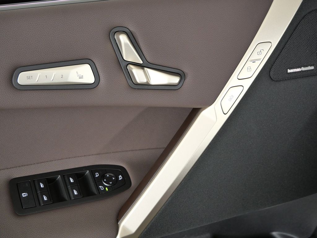 Thumbnail: 2026 BMW iX - 35