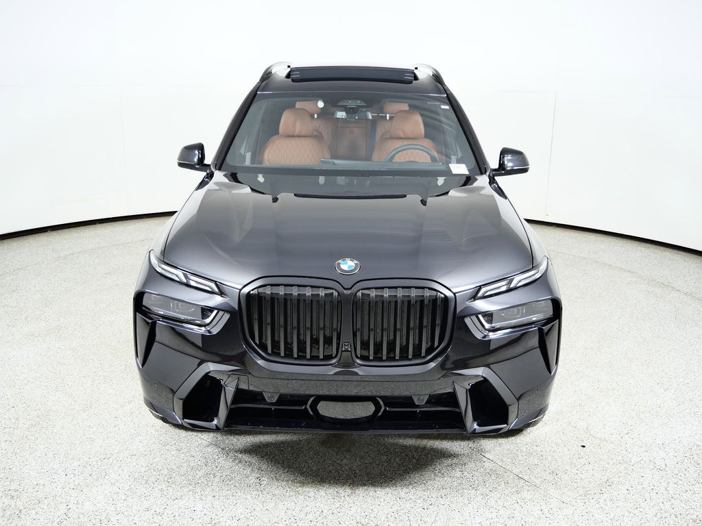 Thumbnail: 2026 BMW X7 - 16