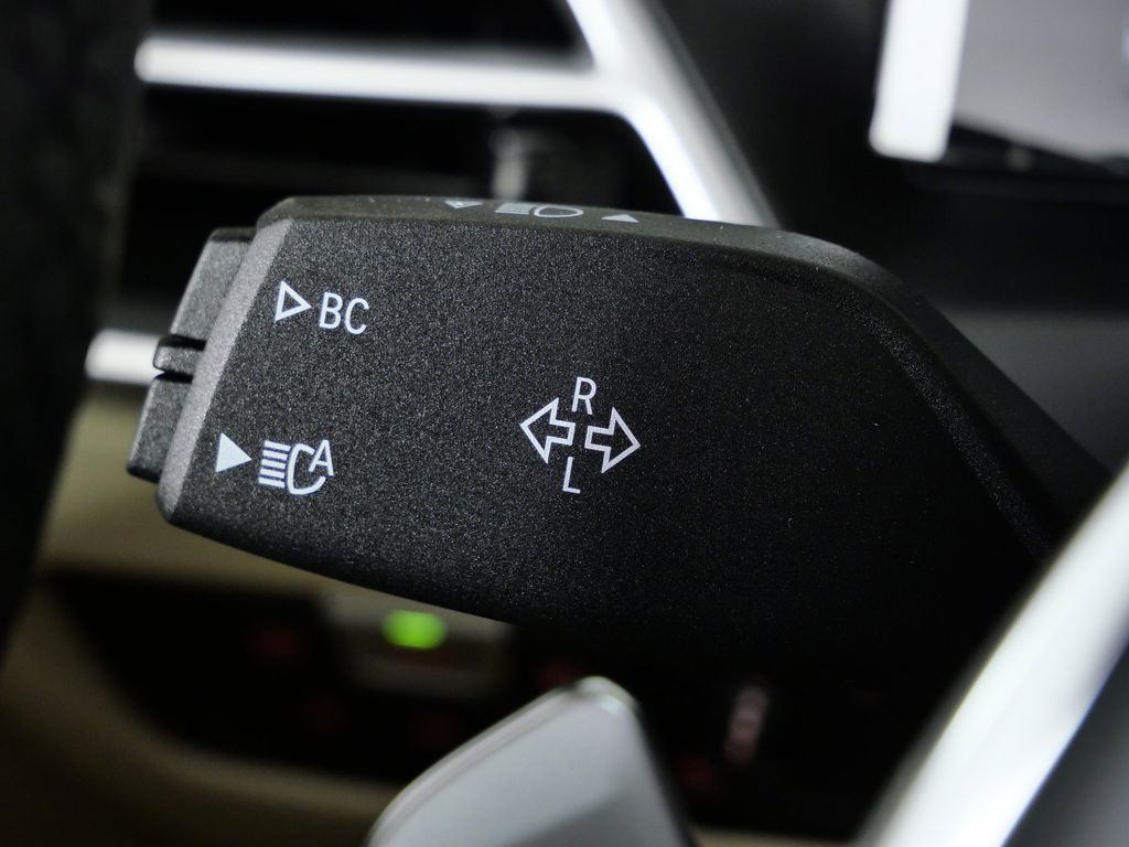 Thumbnail: 2026 BMW 4 Series - 48