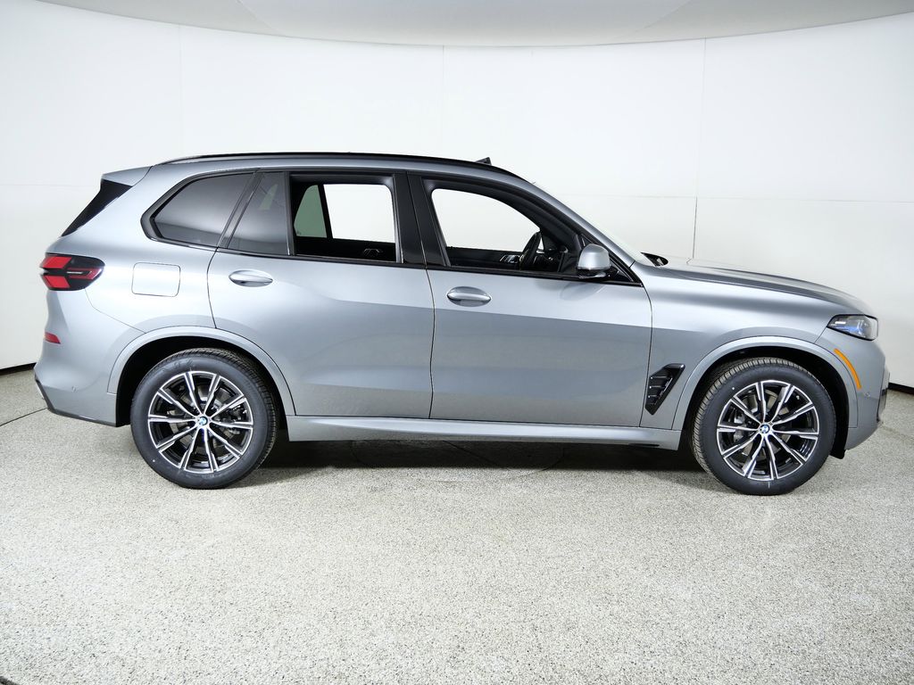 Thumbnail: 2026 BMW X5 - 8