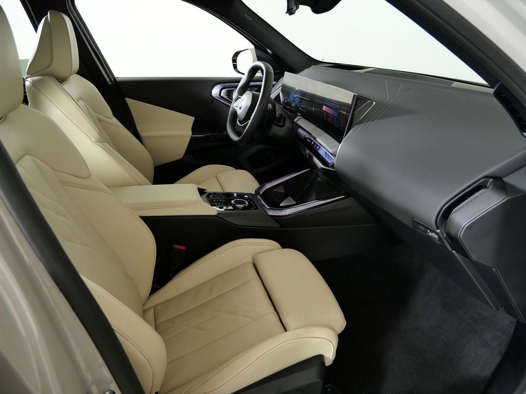 Thumbnail: 2026 BMW X3 - 21