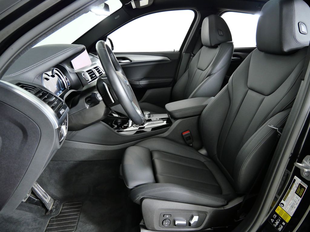 Thumbnail: 2019 BMW X4 - 35