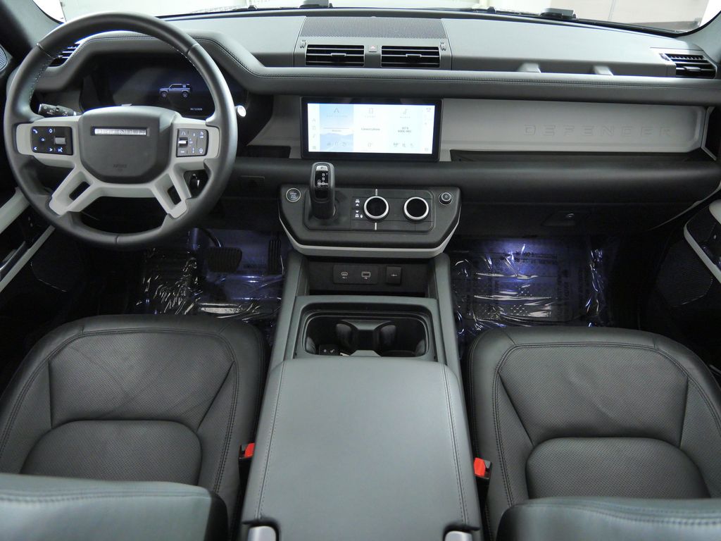 Thumbnail: 2024 Land Rover Defender - 5