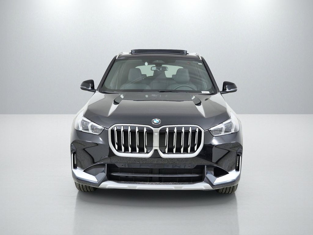 Thumbnail: 2026 BMW X1 - 2
