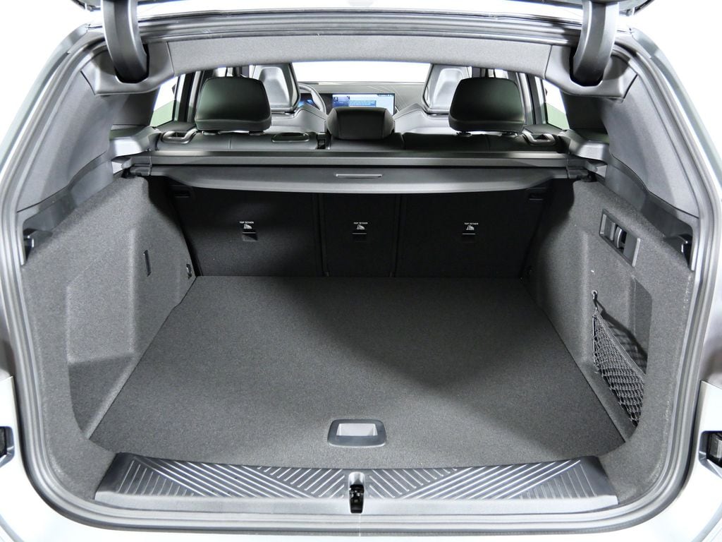 Thumbnail: 2026 BMW X3 - 27