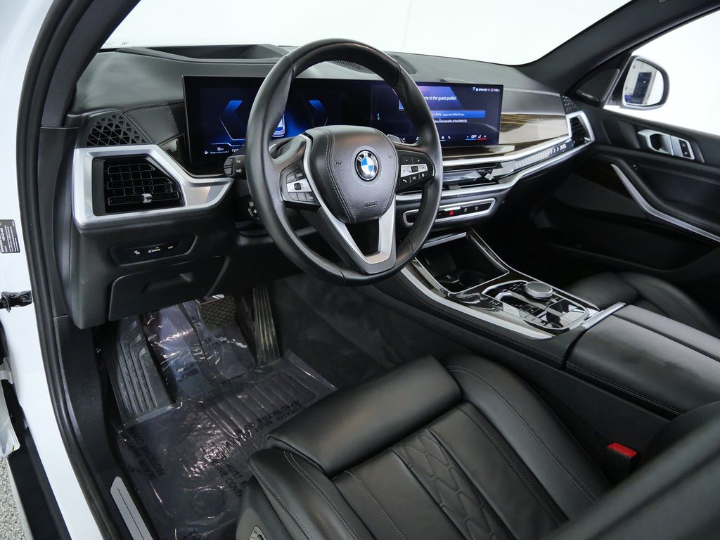 Thumbnail: 2024 BMW X5 - 34