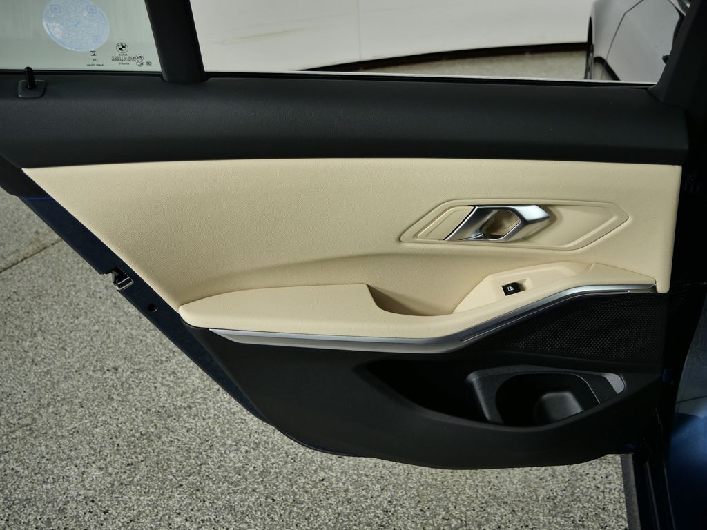 Thumbnail: 2026 BMW 3 Series - 29