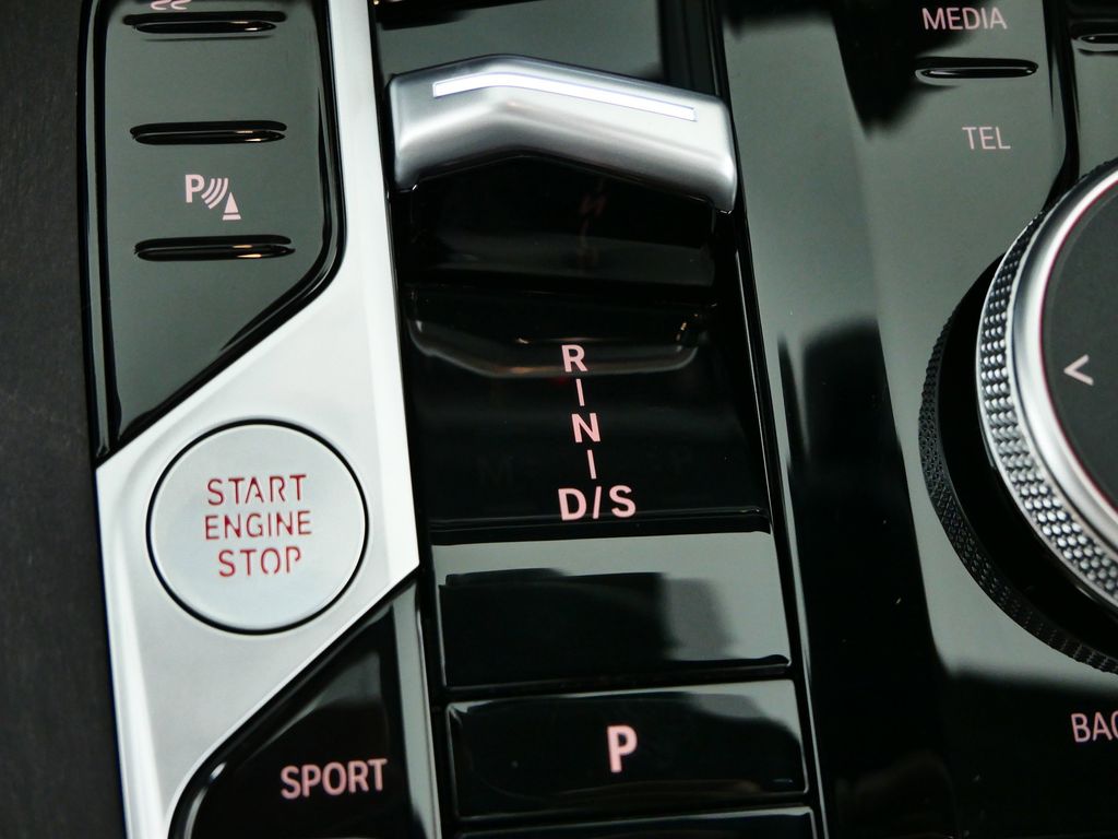 Thumbnail: 2026 BMW X7 - 44