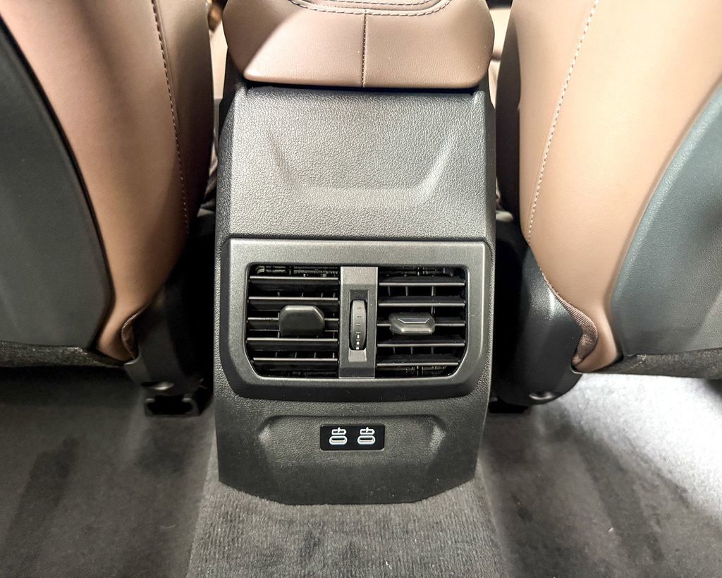 Thumbnail: 2025 BMW 2 Series - 28