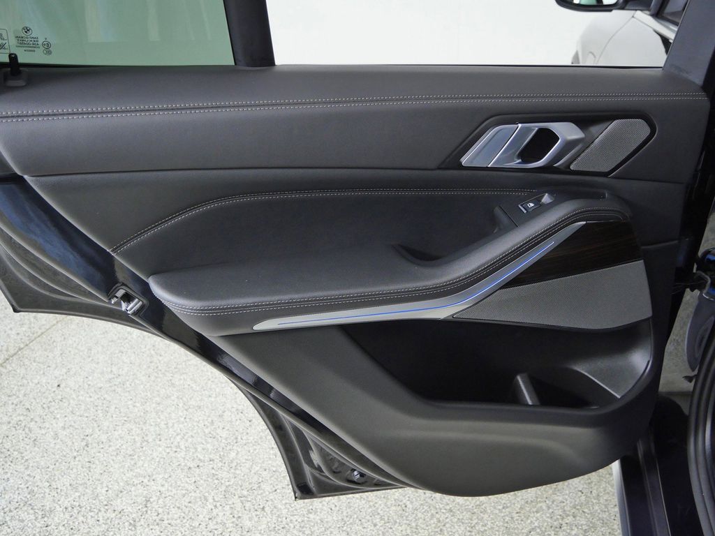 Thumbnail: 2026 BMW X5 - 31