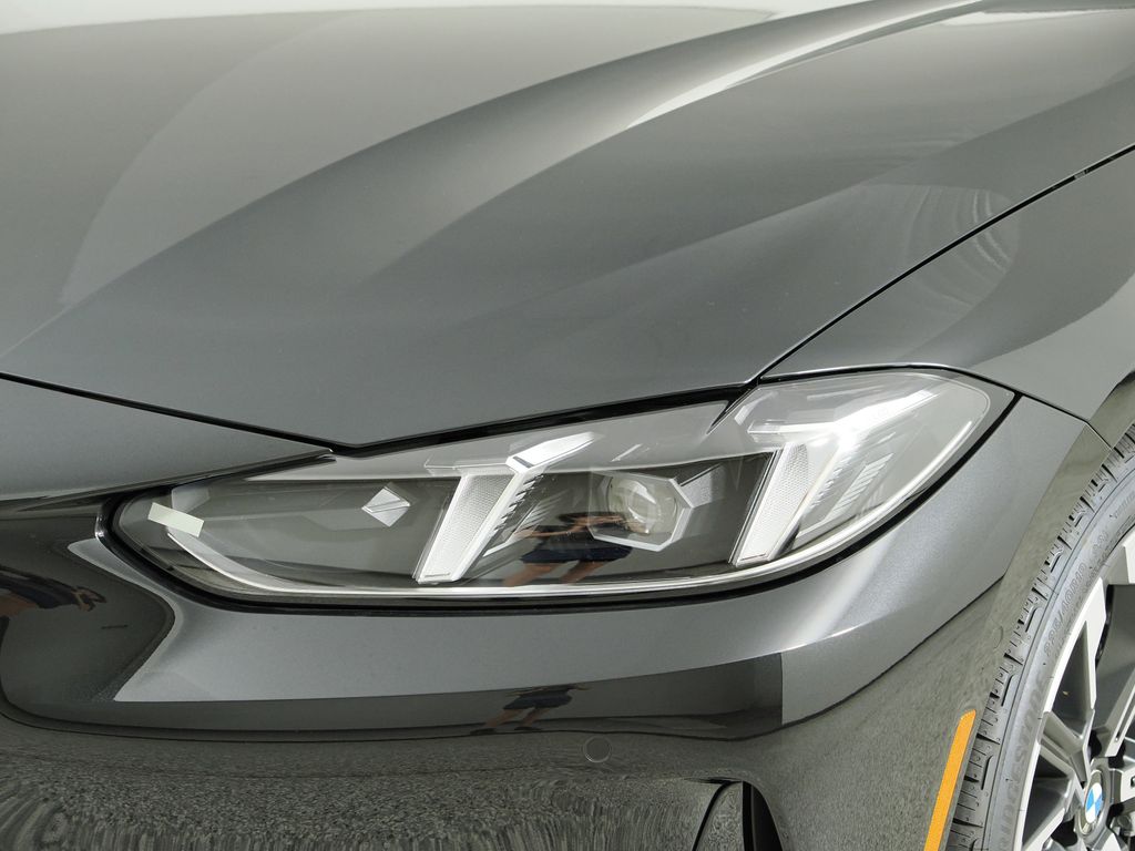 Thumbnail: 2026 BMW 4 Series - 16