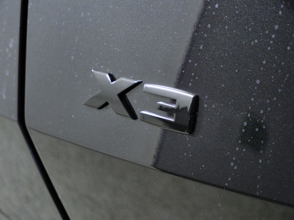 Thumbnail: 2026 BMW X3 - 13