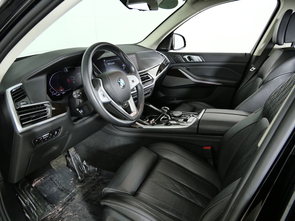 Thumbnail: 2020 BMW X7 - 35