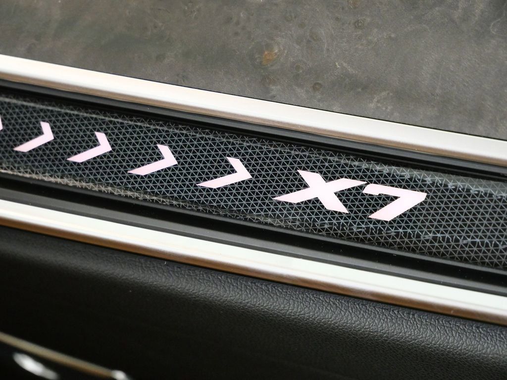 Thumbnail: 2026 BMW X7 - 26