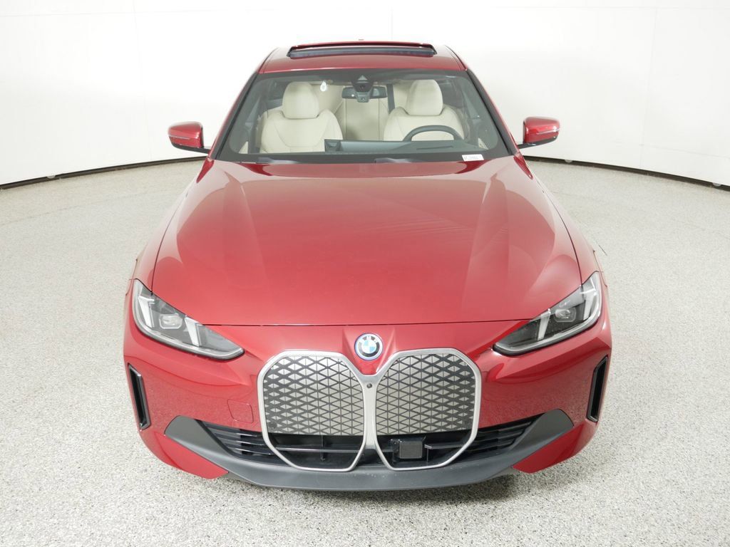 Thumbnail: 2025 BMW i4 - 17