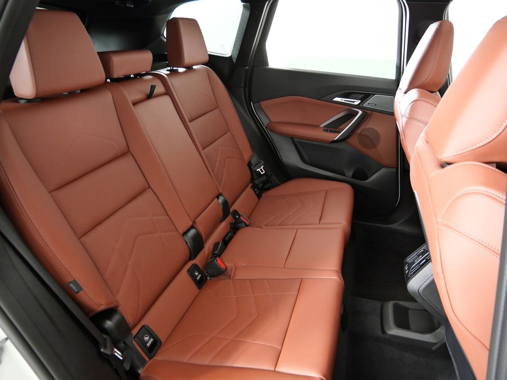 Thumbnail: 2026 BMW X1 - 25