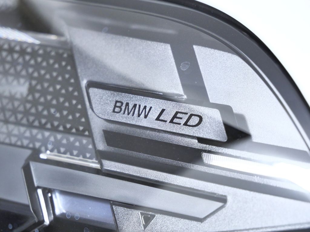 Thumbnail: 2026 BMW X5 - 4