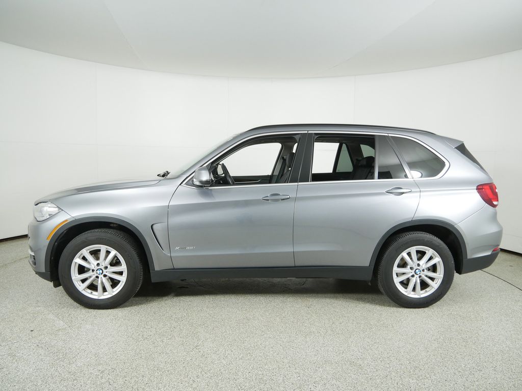Thumbnail: 2015 BMW X5 - 14