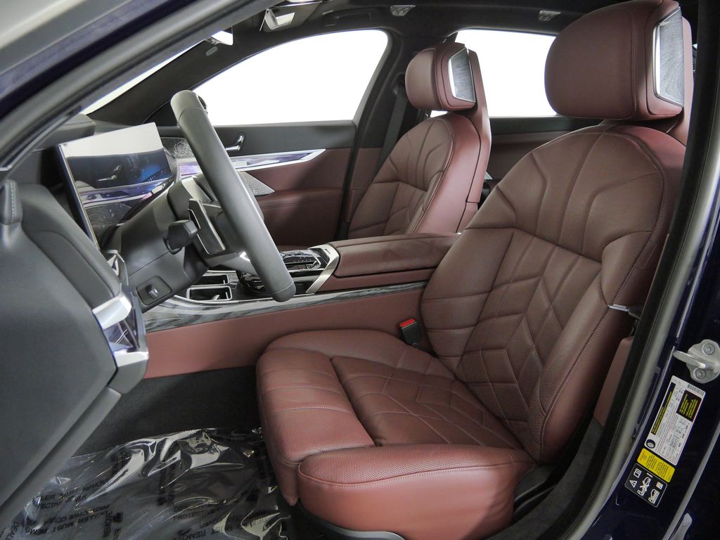 Thumbnail: 2023 BMW 7 Series - 40